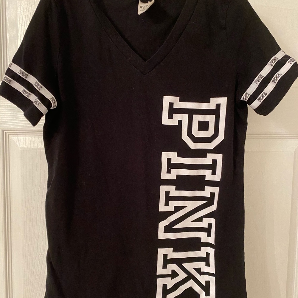 VS PINK v neck shirt